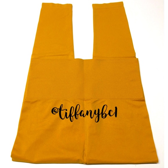 β€οΈSOLDβ€οΈ Soft Tummy Control High Waist Leggings - Picture 5 of 13